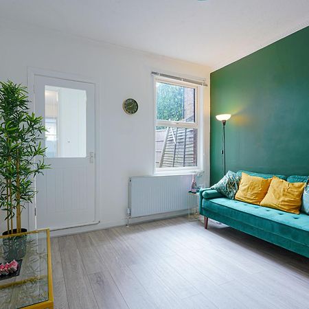 Modern Freshly Refurbed Home Luton Luton  Kültér fotó