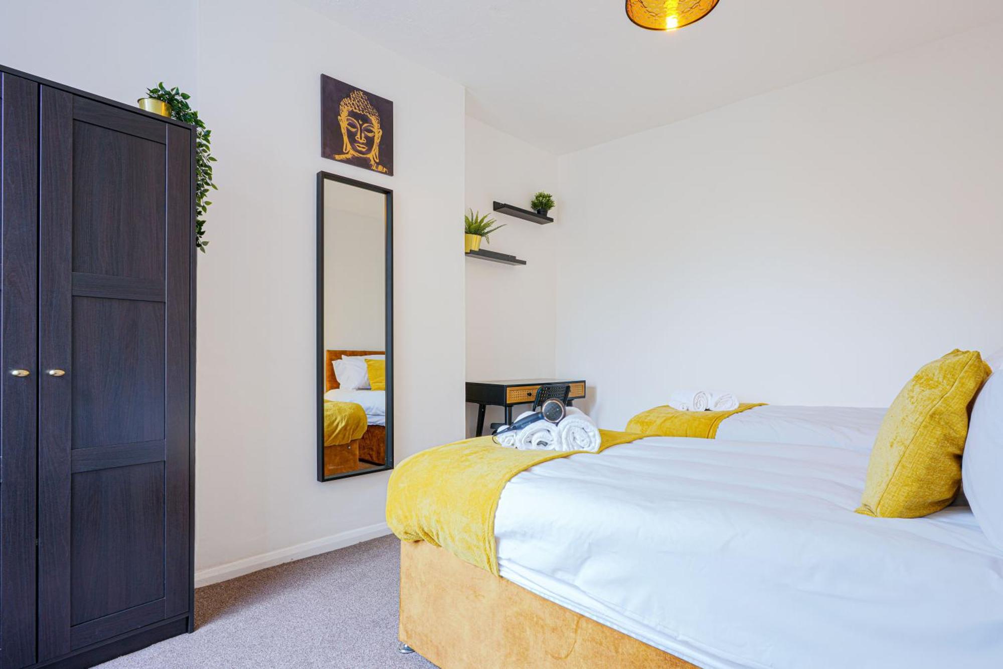 Modern Freshly Refurbed Home Luton Luton  Kültér fotó
